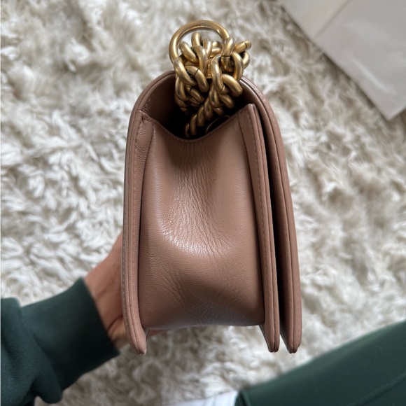 Chanel Lambskin Boy Bag - good condition - Picture 4 of 11